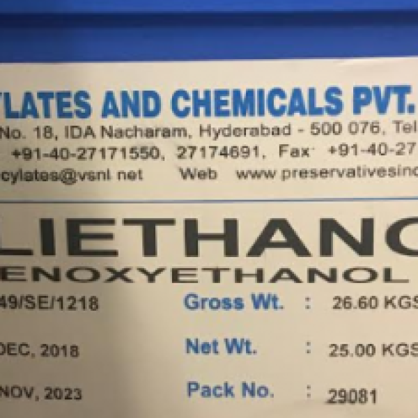 Ethylhexylglycerin và Phenoxyethanol.