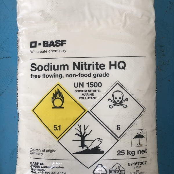 Sodium Nitrite NaNO2